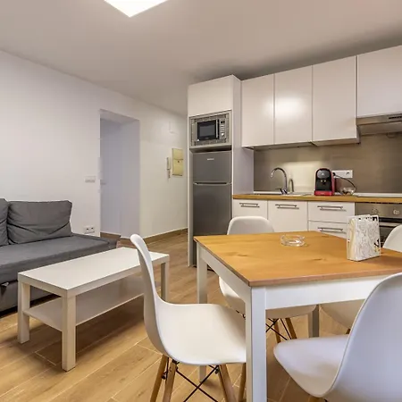 Fun Building - Ground Floor With Terrace By Homeabout Malaga